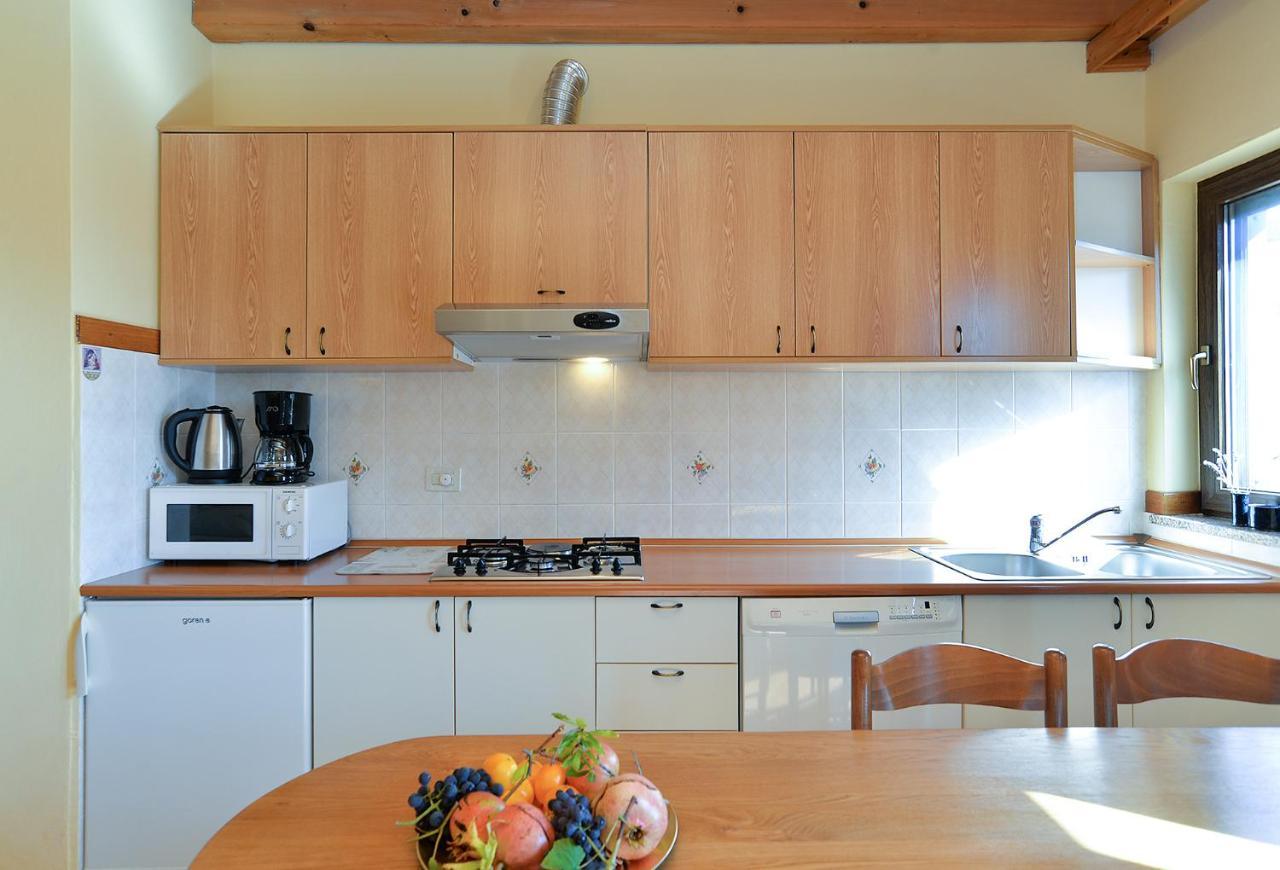 Apartments Ana 379 Ровин Екстериор снимка